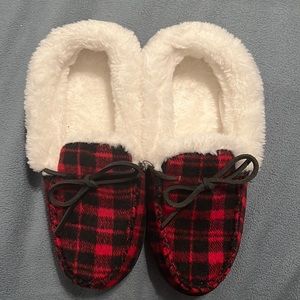 Sonoma Moccasin Fur Plaid Slippers